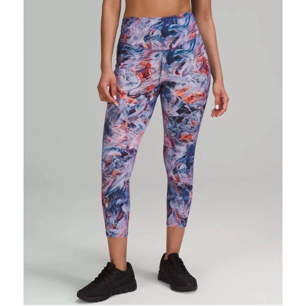 🌸 Lululemon Women’s Base Pace Purple Cropped High Rise Leggings Size 6